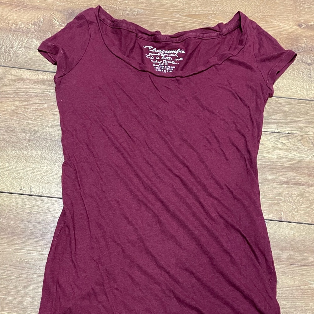 Abercrombie & Fitch T shirt